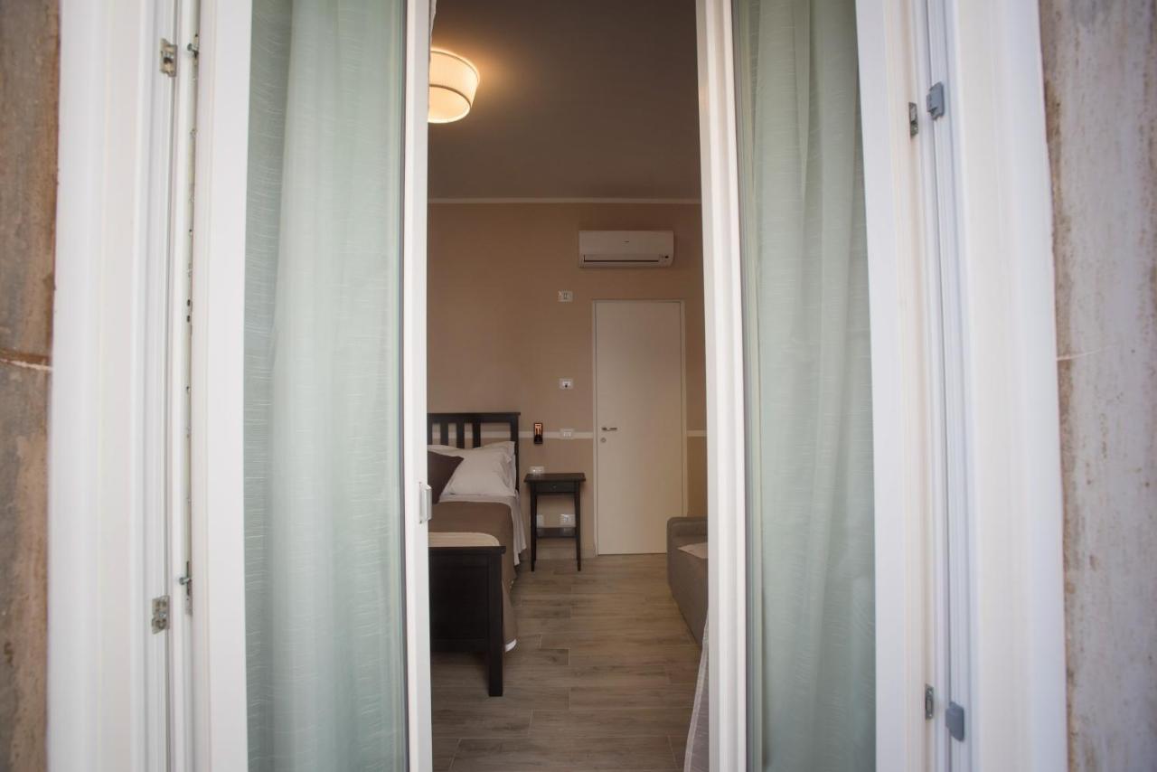 6Th Land - Rent Rooms Affittacamere La Spezia Esterno foto